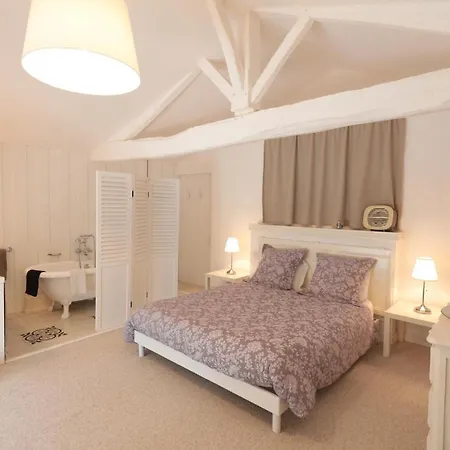 Bed & Breakfast Relais De Chasse La Chaignaie Saint-Hilaire-de-Loulay