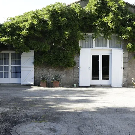 Relais De Chasse La Chaignaie Couette-café