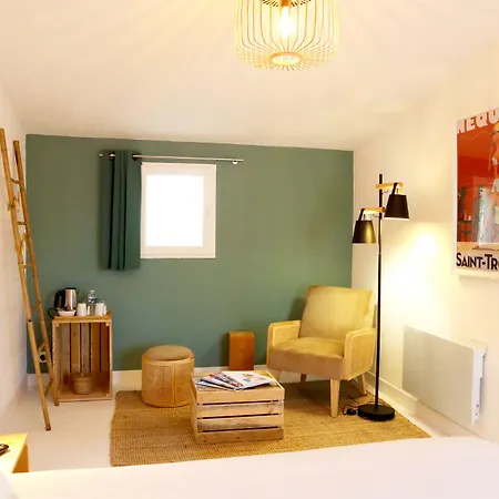 Bed & Breakfast Relais De Chasse La Chaignaie