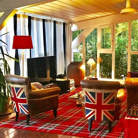 Bed & Breakfast Relais De Chasse La Chaignaie 3*