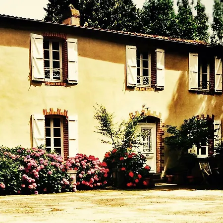 לינה וארוחת בוקר Relais De Chasse La Chaignaie 3*
