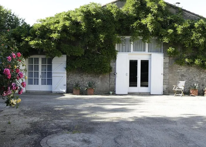 Couette-café Relais De Chasse La Chaignaie Saint-Hilaire-de-Loulay