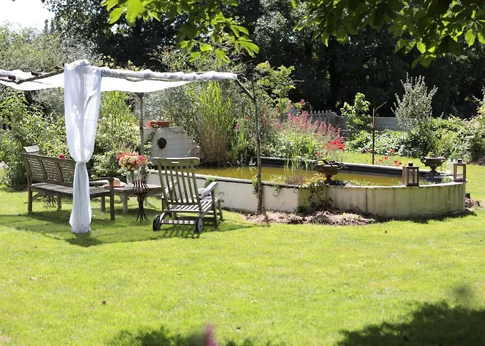 Relais De Chasse La Chaignaie Saint-Hilaire-de-Loulay