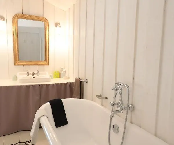 Relais De Chasse La Chaignaie