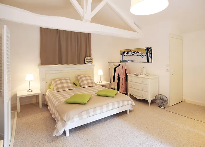 Relais De Chasse La Chaignaie Saint-Hilaire-de-Loulay